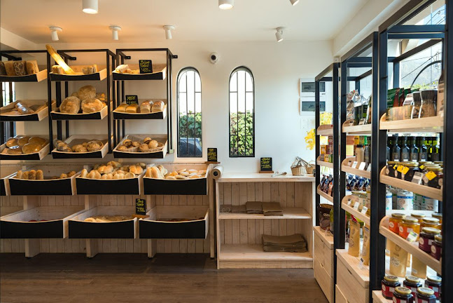 Av. Príncipe de Gales 7102, 7850291 La Reina, Región Metropolitana