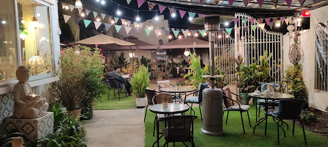 Café Monalisa Phone number