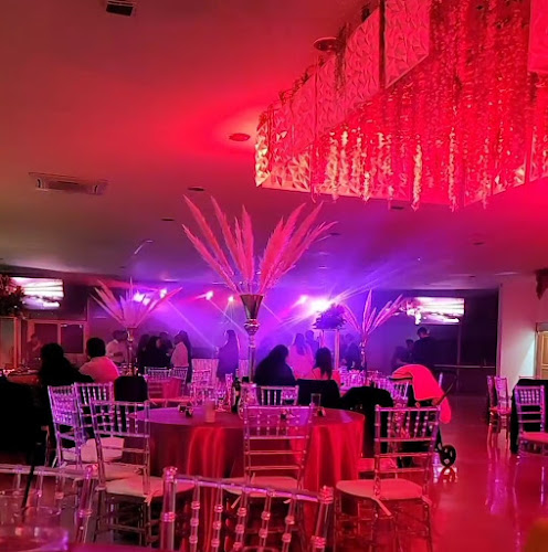 Salon De Eventos Urkupiña