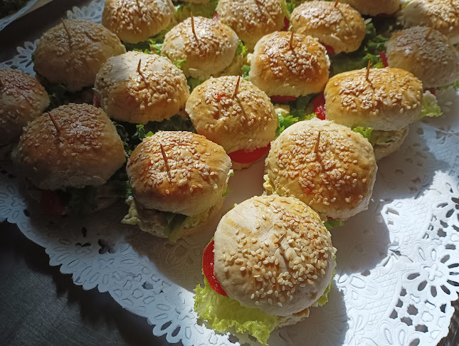 Comentarii opinii despre Brujas Produccion Hogareña - Panaderia Local