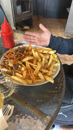 Sandwicheria y cafetería KM bien Open Times