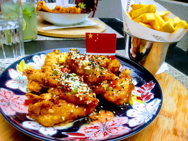 Chicken International Restaurant - Gastronomía y hostelería