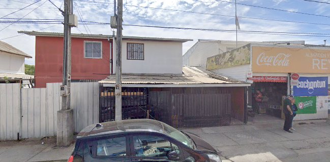 SUPERMERCADO Y BOTILLERIA REYES